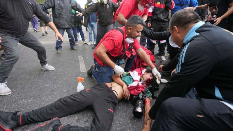 Los ataques a la prensa aumentaron un 55% en el segundo año de Milei