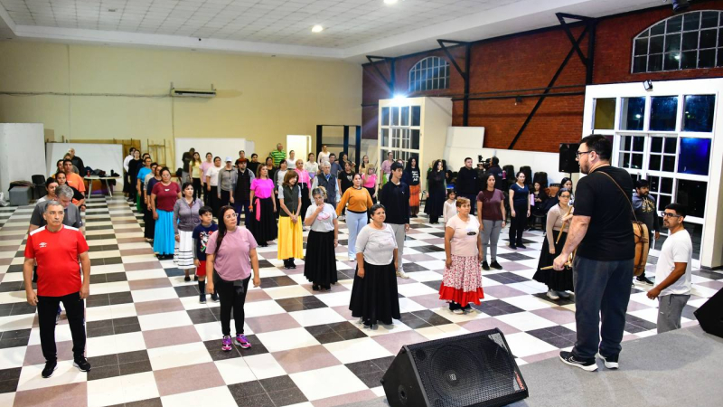 Formación artística con diversos talleres gratuitos