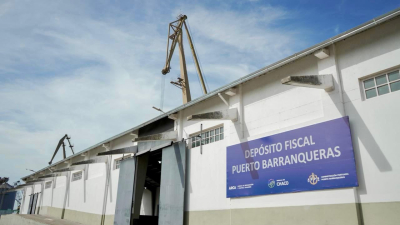 El puerto de Barranqueras ya cuenta con su depósito fiscal