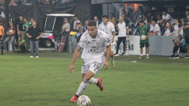 For Ever quiere reencontrarse con la victoria ante Ferro Carril Oeste