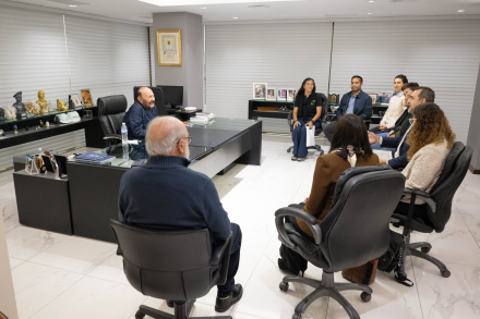 El gobernador Insfrán se reunió con el Colegio de Ingenieros
