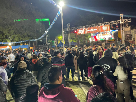 masiva concurrencia al Festival Regional del Alfajor (2)