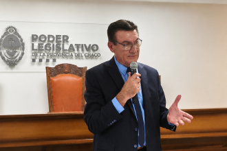 Atlanto Honcheruk renunció a la presidencia del interbloque Frente Chaqueño