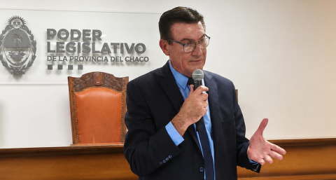 Atlanto Honcheruk renunció a la presidencia del interbloque Frente Chaqueño