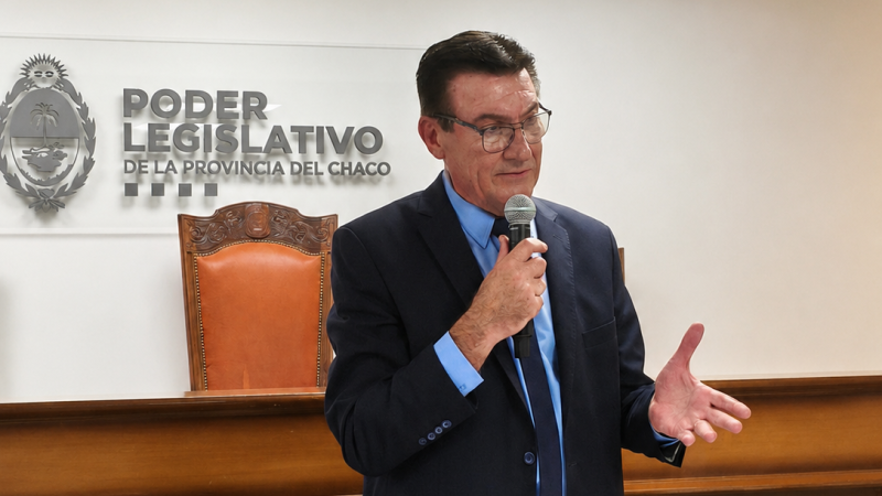 Atlanto Honcheruk renunció a la presidencia del interbloque Frente Chaqueño