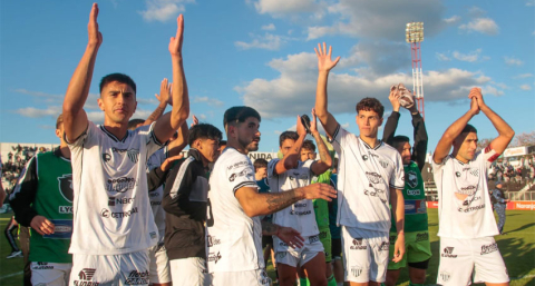 El For Ever de Cravero no para: ganó y ya está por arriba de siete equipos