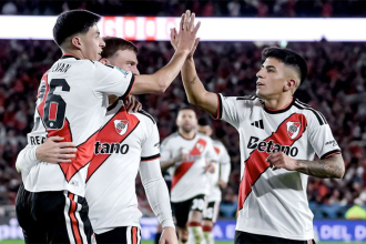 River derrotó a Independiente Rivadavia y se acerca a los playoffs