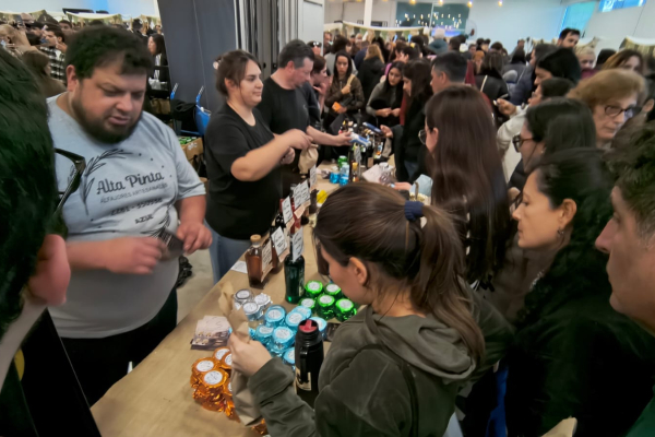 Alfajores y yerba mate, dos clásicos argentinos coparon el Domo