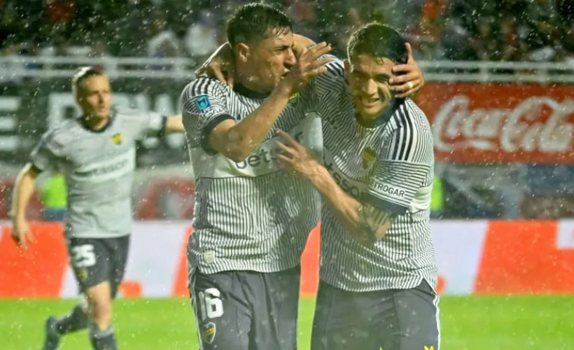 Boca le ganó el clásico a San Lorenzo y se prendió en la pelea por la tabla anual