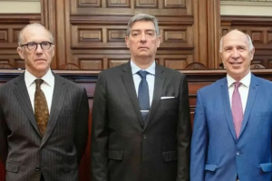 La Corte defendió su fallo sobre tierras y cuestionó los "discursos de odio"