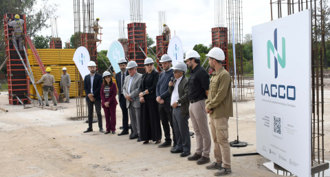 IACCO, cada vez más cerca: comenzó la etapa de elevación y empieza a crecer el edificio