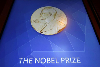 El Nobel de Química 2026 premia la respuesta a un misterio de un siglo