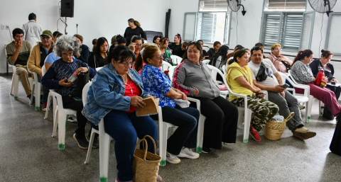 Se cumplió una nueva capacitación gratuita en pastelería y repostería