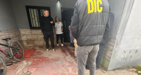 Una mujer fue hallada sin vida en su casa y se investiga cómo murió  