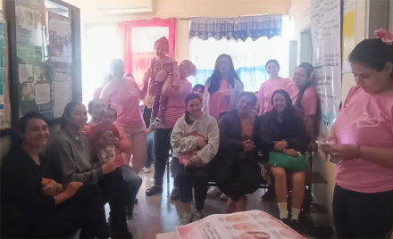 El-centro-de-salud-Itatí-cerró-el-Mes-Rosa-con-una-charla-abierta-a-la-comunidad-(1)