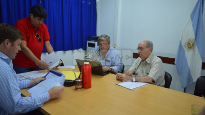 Principio de acuerdo entre trabajadores y Pampero, tras el cierre de la fábrica