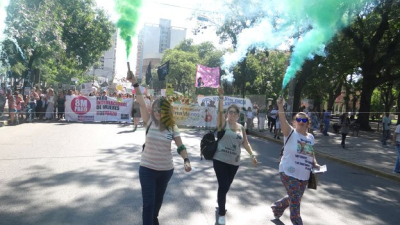 Masiva marcha de mujeres contra la violencia, las desigualdades y la explotación del sistema patriarcal