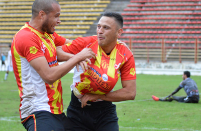 Sarmiento ganó y pasó a cuartos