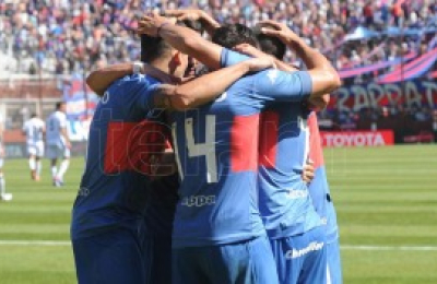 Tigre, con el debut de Caruso Lombardi, volvió al triunfo ante un alicaído Patronato