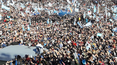 Cristina: "Hay que ponerle un límite a este gobierno en estas elecciones parlamentarias"