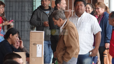 Pasado el mediodía, autoridades estiman que ya votó un 40 por ciento del padrón