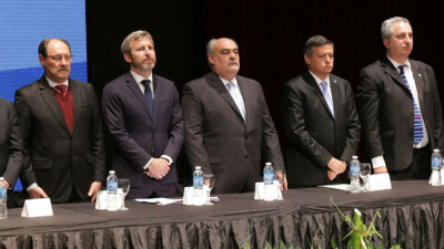 Peppo marcó como premisa fortalecer la integración y desarrollo regional