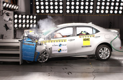 Toyota Corolla y VW Polo, los más seguros de la región