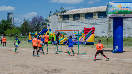 COPA FUTURO FUTBOL NENES.jpg