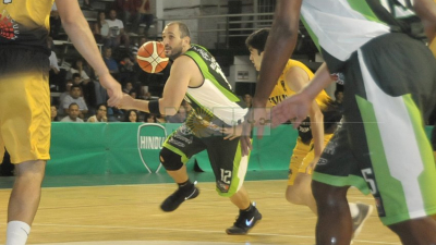 Hindú juega el primero de sus dos partidos ante Oberá