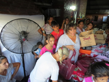 mujer solidaria 4.jpg