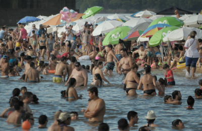 La opción local en el verano, las playas correntinas