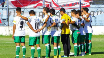 Jugadores de Mandiyú piden a gritos cobrar sus sueldos