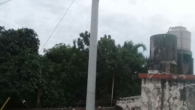 Telecom reemplazó poste caído