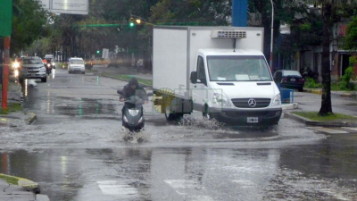 Llegó la lluvia para aplacar el calor y se mantiene el alerta por tormentas para el este de Chaco