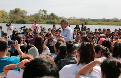 Peppo y más de 2000 jóvenes debatieron cómo transformar la provincia a futuro