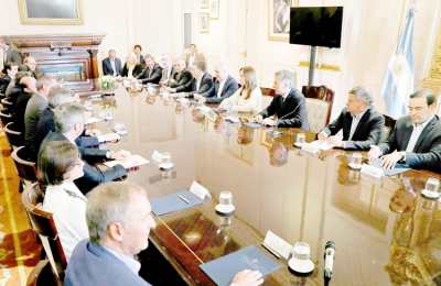 Tras la reunión con gobernadores el gobierno compensará el Fondo Sojero