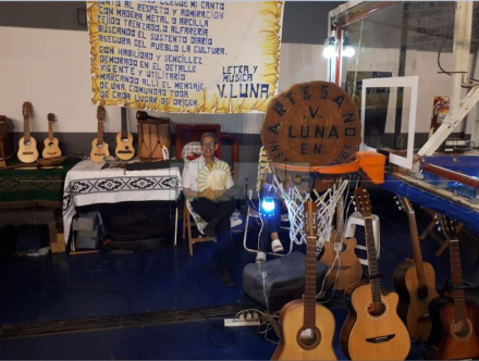Artesanos y emprendedores Uncaus 3.JPG