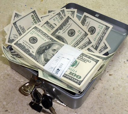 Dolar-Caja-FDG.jpg