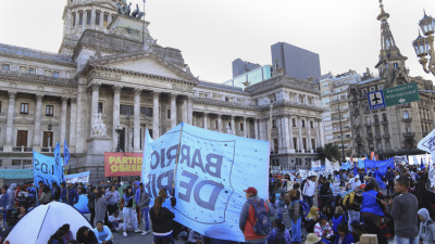 Sindicatos, movimientos sociales e intendentes del conurbano al Congreso