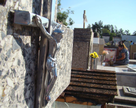 CEMENTERIO2.jpg