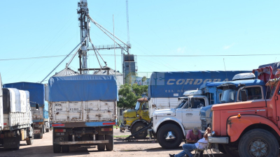 Tensión en la planta de acopio de la Unión Agrícola Avellaneda