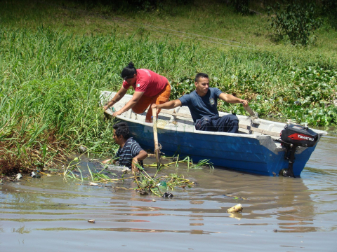 canal soberania.JPG
