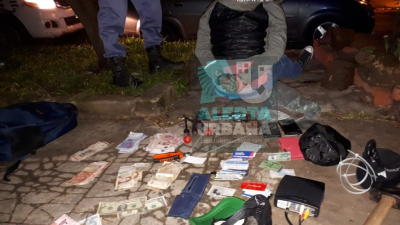 Uno de los delincuentes que entró en Trofeos Carrillón es extranjero y tiene antecedentes
