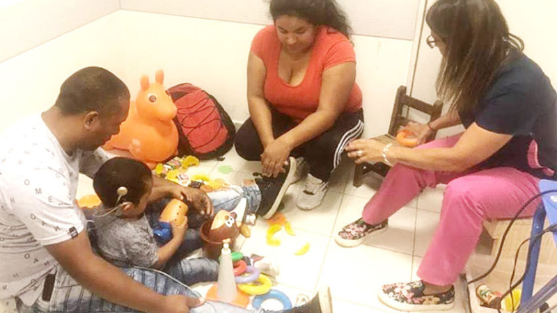 Benjamín y Valentina ya pueden acceder al mundo del sonido