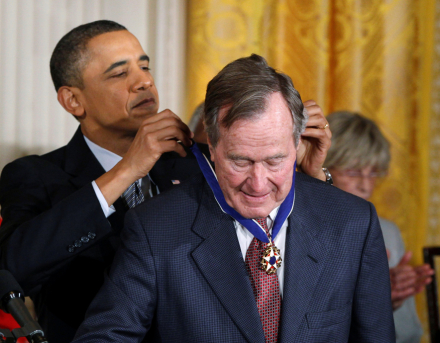 Bush padre.jpg