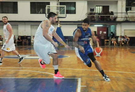Villa- Salta Basquet.JPG