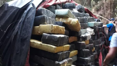 Secuestran uno de los cargamentos de marihuana más grandes de la historia en Ituzaingó, Corrientes