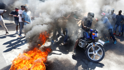 Haití: un muerto y un herido en marchas contra el gobierno