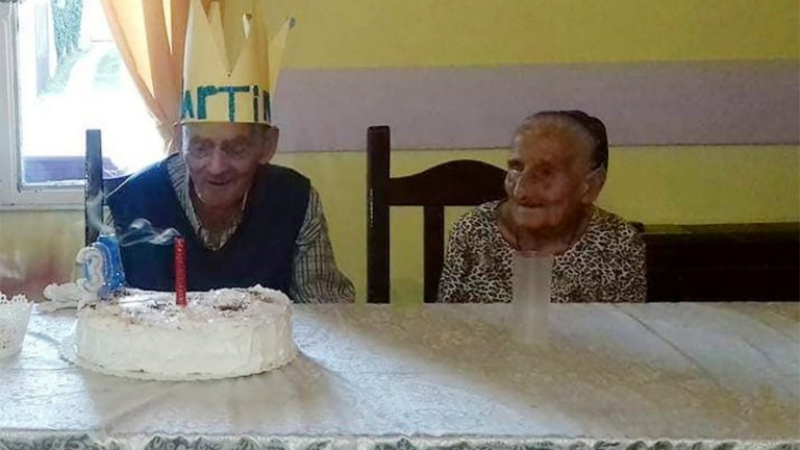 A pura emoción: cumplió 103 años y se reencontró con su amiga de 105
