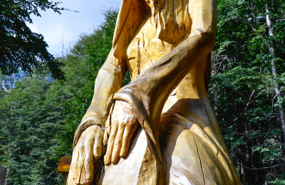 El bosque tallado: un museo a cielo abierto único en el mundo